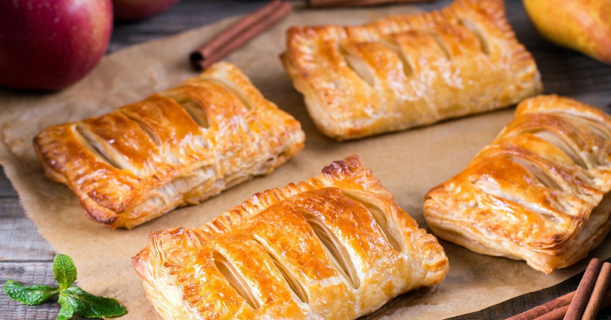 МАМА С ДОЧКОЙ НА КУХНЕ