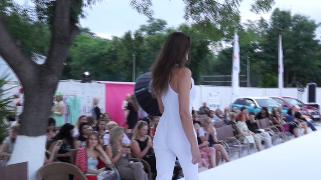 Подиум смотреть онлайн