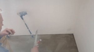 Всё о выравнивание пола плиточным клеем. Как выровнять пол плиточным клеем. Наливной пол или клей.