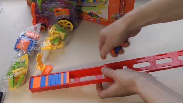 Подарок ребёнку на новый год и день рождения смотреть онлайн