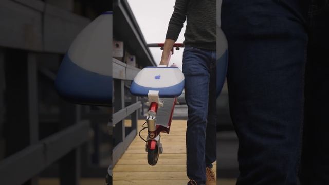 Unagi Scooter Hack: Billy Skipper Hughes Builds a 3D Printed Attachment to Work on the Go смотреть онлайн