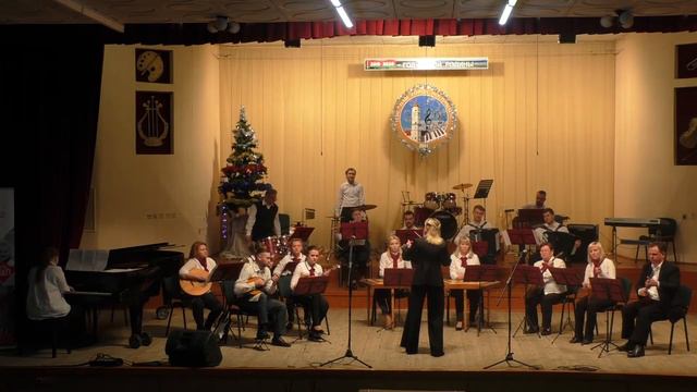 Народный оркестр народных инструментов учителей (руководитель Жулего И.В., дирижер Ермаленок Е.И.) смотреть онлайн