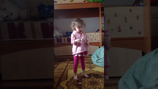 Злата репетирует песни))) смотреть онлайн