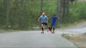 Лыжероллеры-работа в подьем одновременным одношажным ходом.