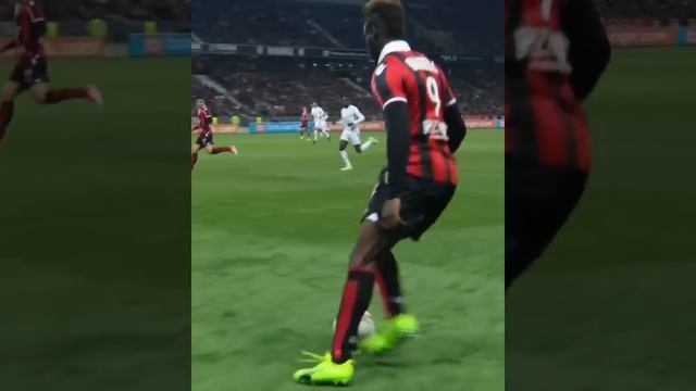 100% Epic Balotelli Moments смотреть онлайн