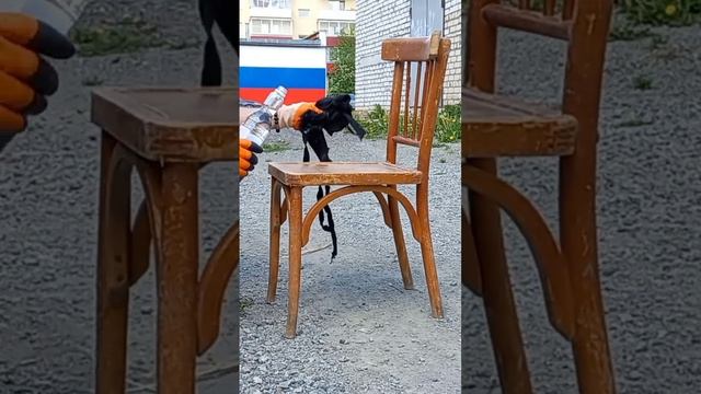 впервые пробую удалять старый лак ацетоном #DIY #handmade #своимируками #старыйстул смотреть онлайн