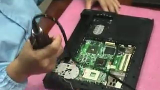 Видео по разборке ноутбука MSI EX600 EX601 MS-1636 смотреть онлайн