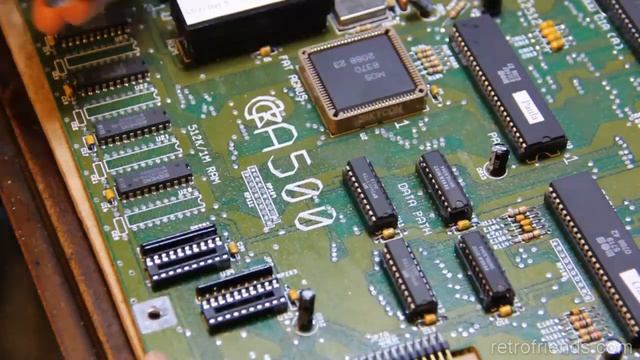 Amiga 500 eBay Lot Part 3: "Steve" Another Green Screen смотреть онлайн