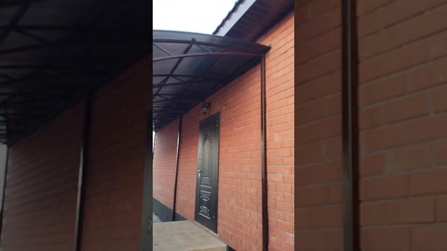 Навес из поликарбоната