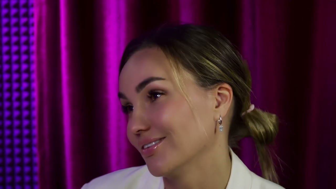 Мария Сунгурова и ОСОЗНАННЫЕ ПЕСНИ в подкасте «Открыто» г.Киров смотреть онлайн