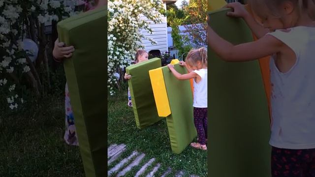 Шалаш из подушек смотреть онлайн