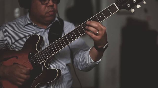On Green Dolphin Street (Jazz Guitar Chord Melody) смотреть онлайн