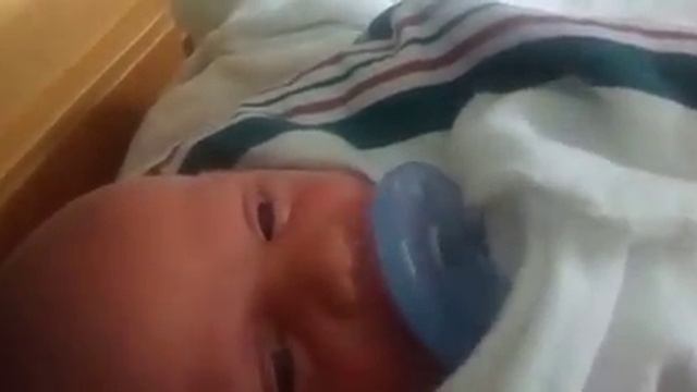 Pacifier After Circumcision смотреть онлайн