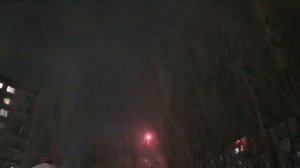 Новый 2022 год. Фейерверки во дворе.