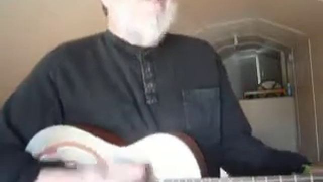 Moon River - Baritone Ukulele смотреть онлайн