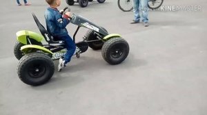 VLOG. ВЕЛОМОБИЛЬ И ВЕЛОКАРТ. Катаюсь на веломобиле !