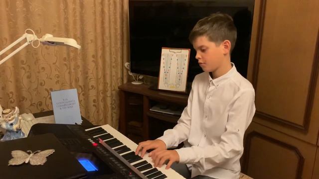 SOFT MOZART Winter Recital 2020-2021 Semen (12) plays Морриконе Тема из к/ф "Профессионал" смотреть онлайн