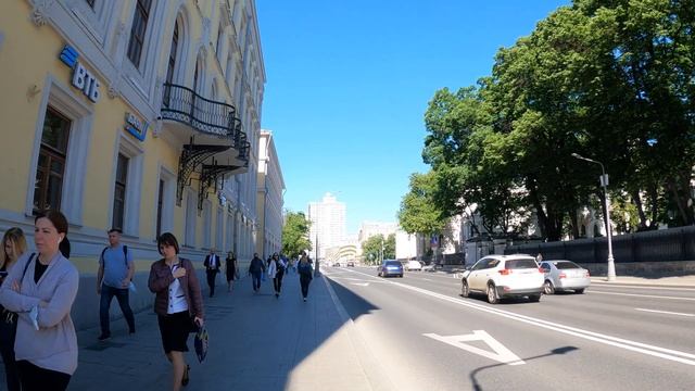 Улица Воздвиженка | Прогулки по центру Москвы смотреть онлайн