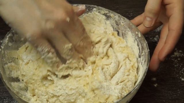 Быстрое печенье на кефире. Очень просто и очень вкусно!!! смотреть онлайн