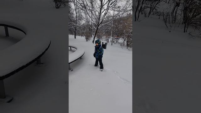 Гуляем с мамой! смотреть онлайн