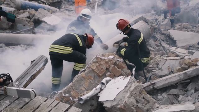 Los 16 países con la geografía más desafiante | Territorios EXTREMOS ? смотреть онлайн