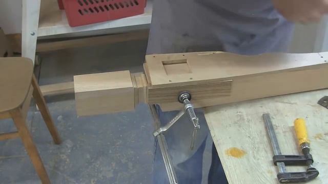 Подставка под семисвечник из дерева. Wooden shelf. смотреть онлайн