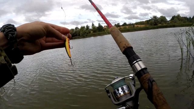 Пробная рыбалка на берегу озера в киевской области с. Горбовичи. смотреть онлайн