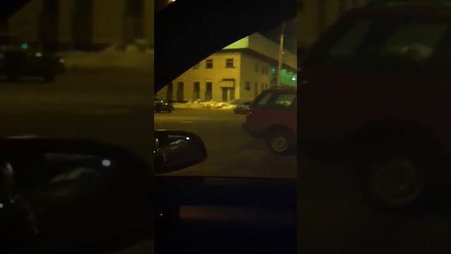 Opel astra H, блины hertz в задней полке (салон).MOV смотреть онлайн