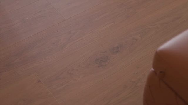 BerryAlloc × Poltrona Frau台南：永恆典範 смотреть онлайн