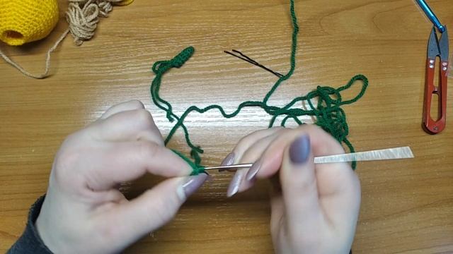 Вязаная игрушка Чиполлино . Knitted cipollino doll. Bambola cipollino lavorata a maglia. (часть I смотреть онлайн