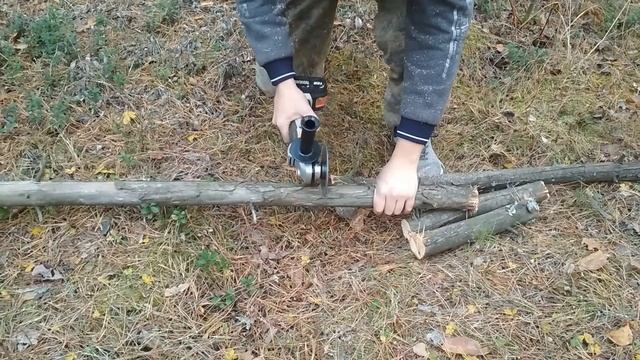 Диск по дереву на болгарку за 180 рублей. Обзор и испытания в полевых условиях. Напилил в лесу дров смотреть онлайн