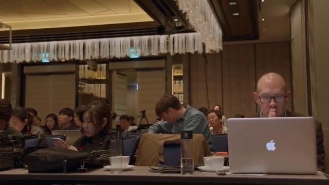 Lee Sedol vs AlphaGo Move 37 reactions and analysis смотреть онлайн