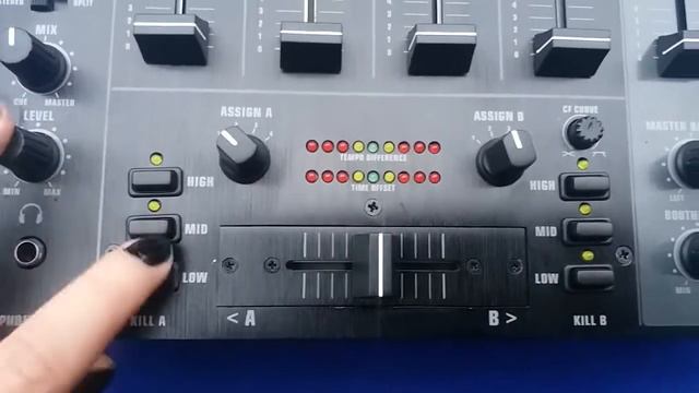 Entendiendo Mi Instrumento: Behringer DJX750 Consola DJ Mixer Unboxing & Review смотреть онлайн