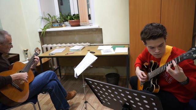 0125 TRICKOTISM Oscar Pettiford (Бридж разбор) Jazz Guitar И.Золотухин Академия джаза / ДМШ Гершвин смотреть онлайн