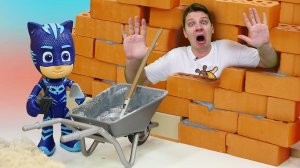 Веселая Школа для малышей: авария на стройке! Мультики про машинки и стройка дома для детей