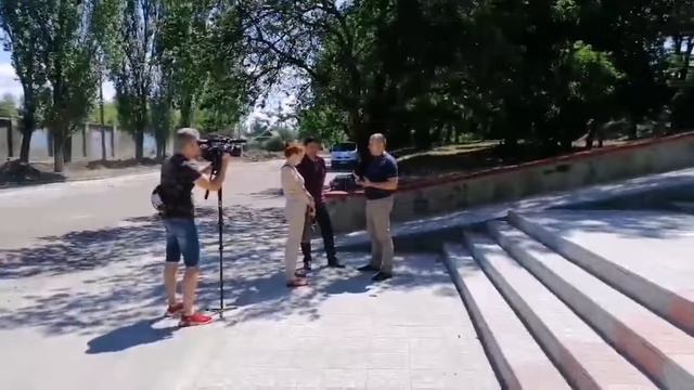 Торецк, парк, ступеньки . Сдача объекта. смотреть онлайн