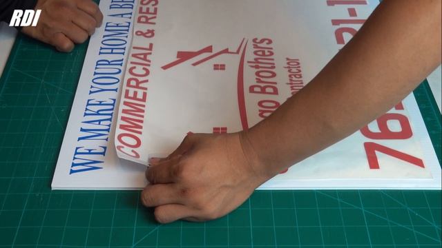 Applying vinyl lettering to yard signs смотреть онлайн