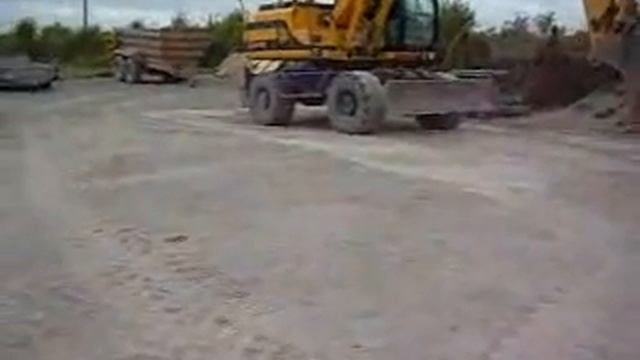 JCB JS 175 W смотреть онлайн