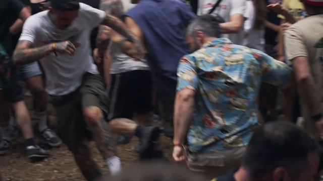 SCOWL - Bloodhound (Multicam) live at Punk Rock Holiday 2.3 смотреть онлайн
