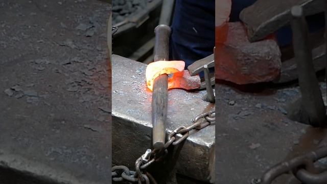 Small Viking age AXE. Wrought iron. Blacksmithing смотреть онлайн