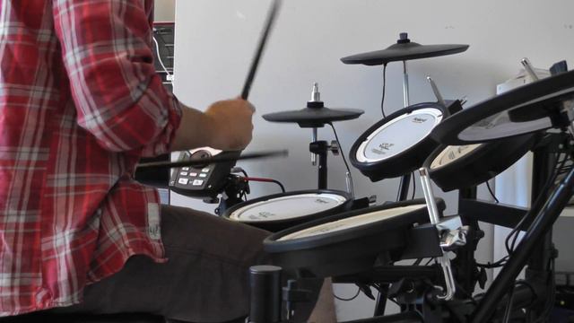 Roland TD-11 Demo - by Michael Alvey смотреть онлайн
