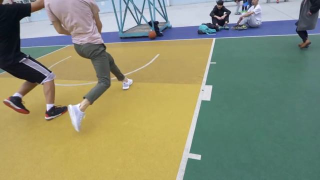 AirPods in Hong Kong смотреть онлайн