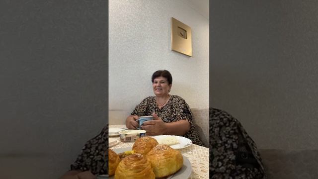 Сакит Самедов с мамой в прямом эфире 2023 смотреть онлайн