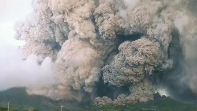 Mt. Soufriere Volcano смотреть онлайн