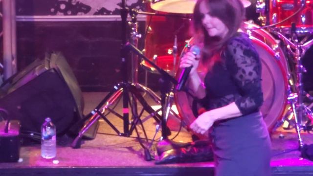 Divinyls -  Boys In Town - By Essential Divinyls - Musicland Melbourne