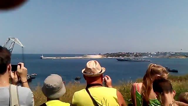 Неудачный пуск ракеты на праздновании Дня ВМФ в Севастополе (26.07.2015 г.) - 2 смотреть онлайн
