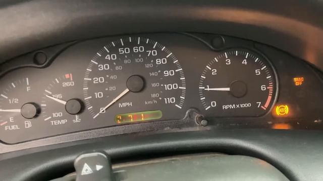 Chevrolet Cavalier 2.2 OHV заменил рхх и во время обучения эбу пошло что то не так) смотреть онлайн