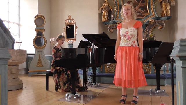 Den enda stunden (T. Rangström) - Albertina & Sara смотреть онлайн