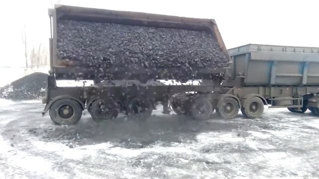 30 декабря 2016, Волгоград, хотели с утра быстро выгрузиться и назад... не тут то было))) смотреть онлайн