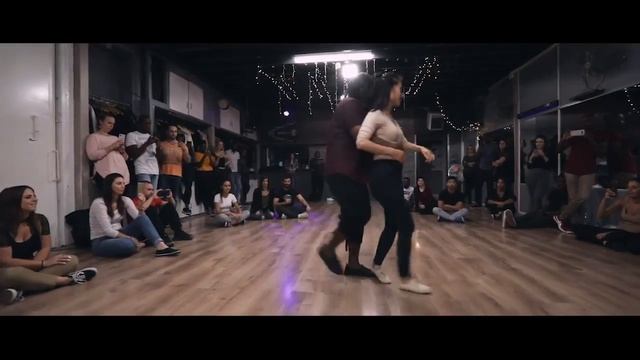 Kizomba UrbanKiz #Musicality - Laurent x Sophie - Paris смотреть онлайн